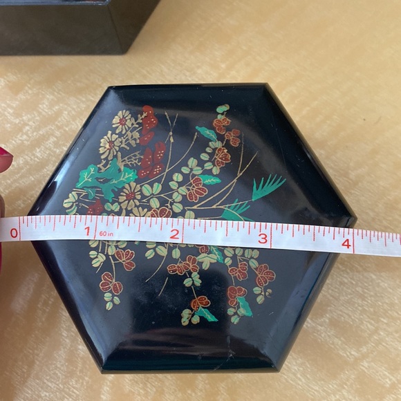 Vintage Hexagon Jewerly Trinket Nesting Boxes Set of 3 - Picture 8 of 9